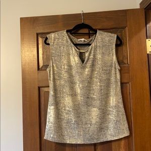 Sleeveless work blouse